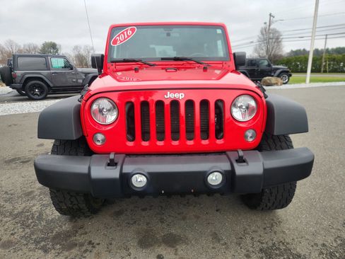 Used 2016 Jeep Wrangler Sport w/ Connectivity Group AWD/4WD image 24