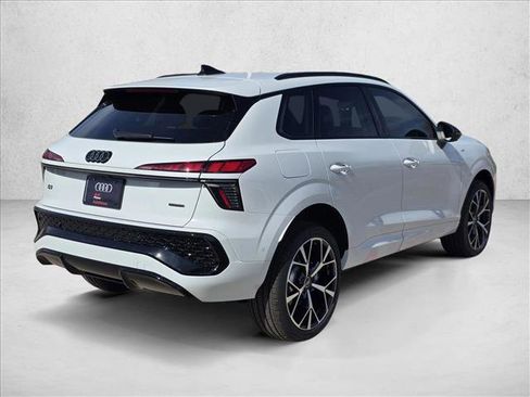 New 2026 Audi Q3 quattro 2.0T image 5