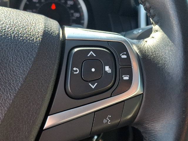 Used 2015 Toyota Camry SE w/ Moonroof Package FWD image 21