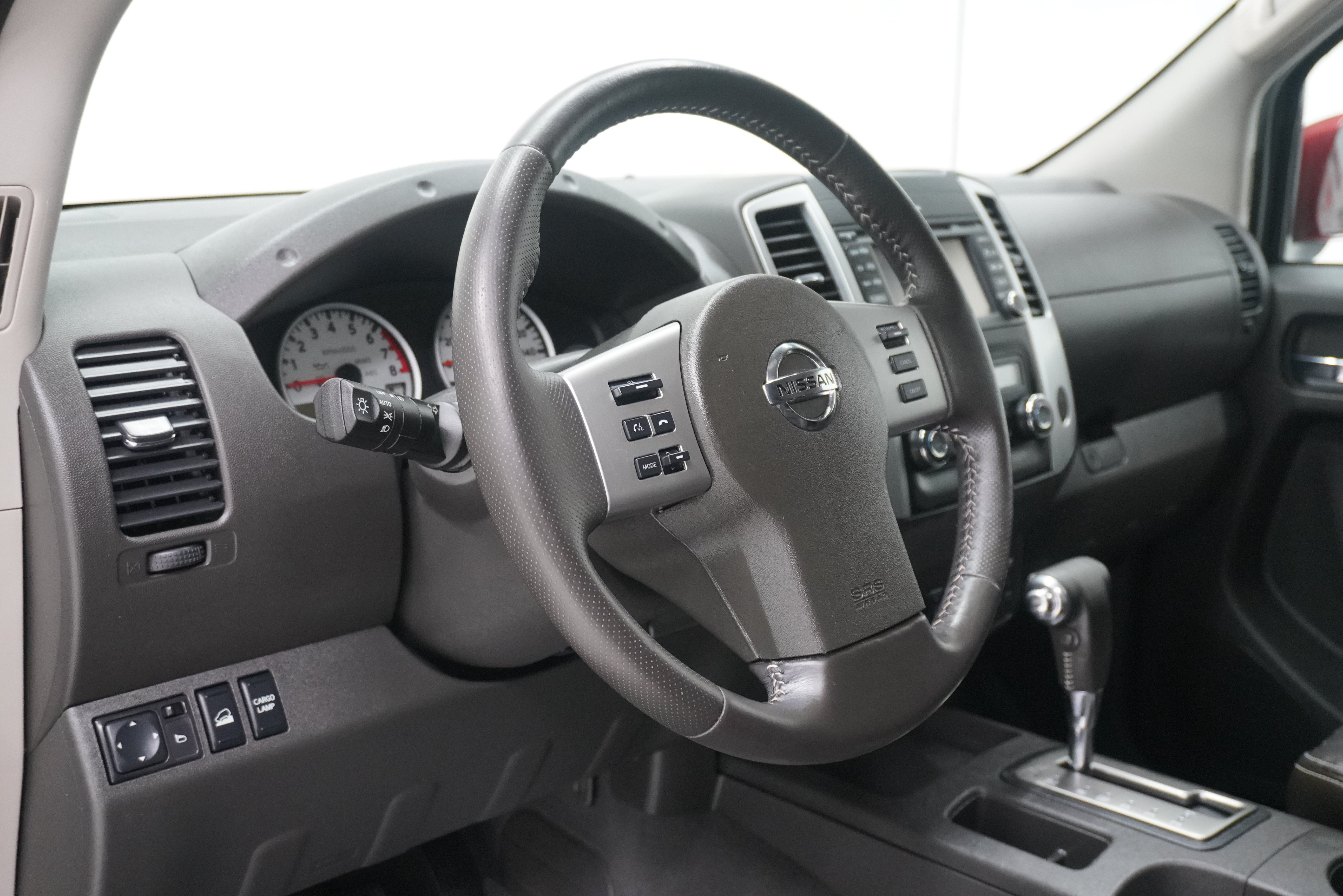 Used 2019 Nissan Frontier PRO-4X w/ Pro-4x Luxury Package AWD/4WD image 11