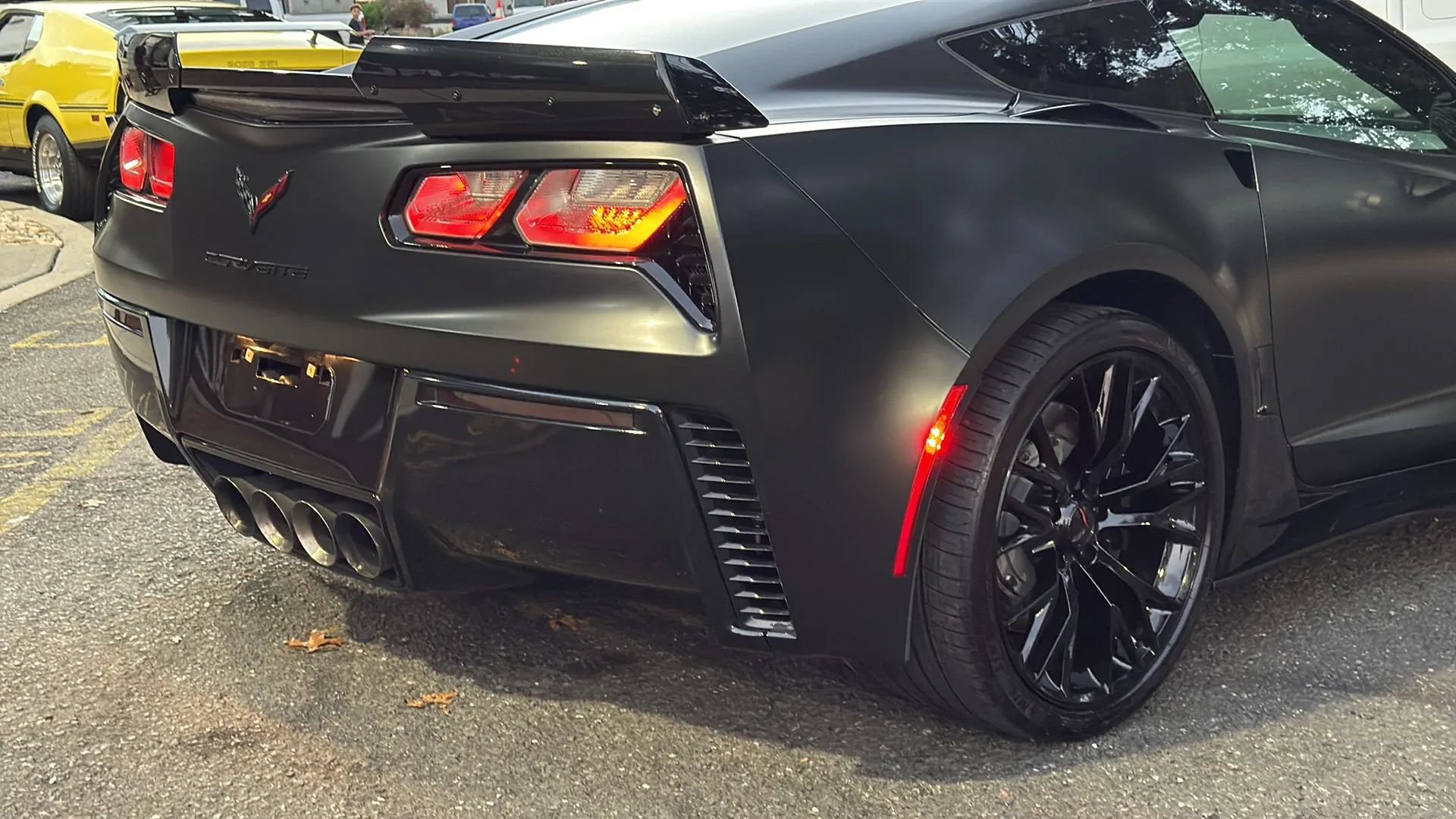 Used 2016 Chevrolet Corvette Z06 w/ 2LZ Preferred Equipment Group RWD image 44