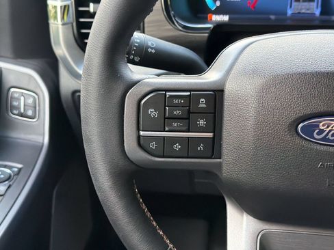 Used 2025 Ford F150 Lariat AWD/4WD image 14