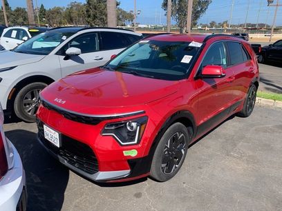 Certified 2023 Kia Niro Wind