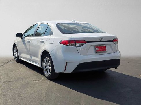 Certified 2025 Toyota Corolla LE FWD image 5