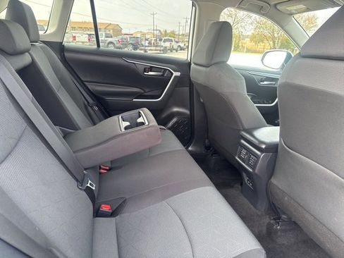 Used 2025 Toyota RAV4 XLE image 15