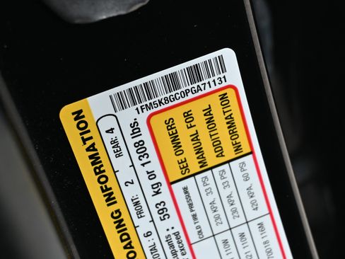 Used 2023 Ford Explorer ST w/ Equipment Group 401A image 21