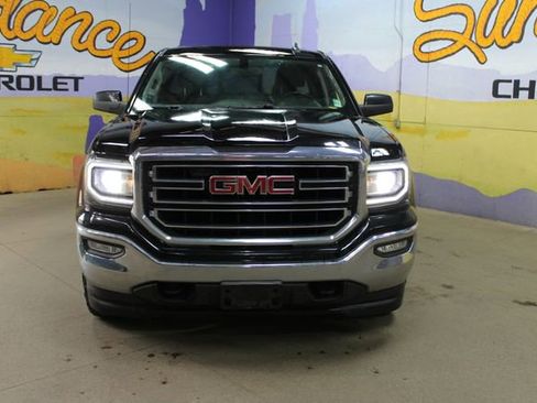 Used 2017 GMC Sierra 1500 SLE w/ Suspension Package, Off-Road AWD/4WD image 3