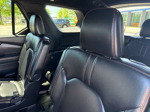 Certified 2025 Honda Pilot TrailSport image 20