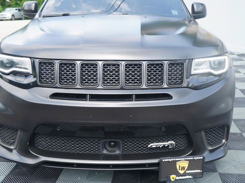 Used 2018 Jeep Grand Cherokee Trackhawk AWD/4WD image 14