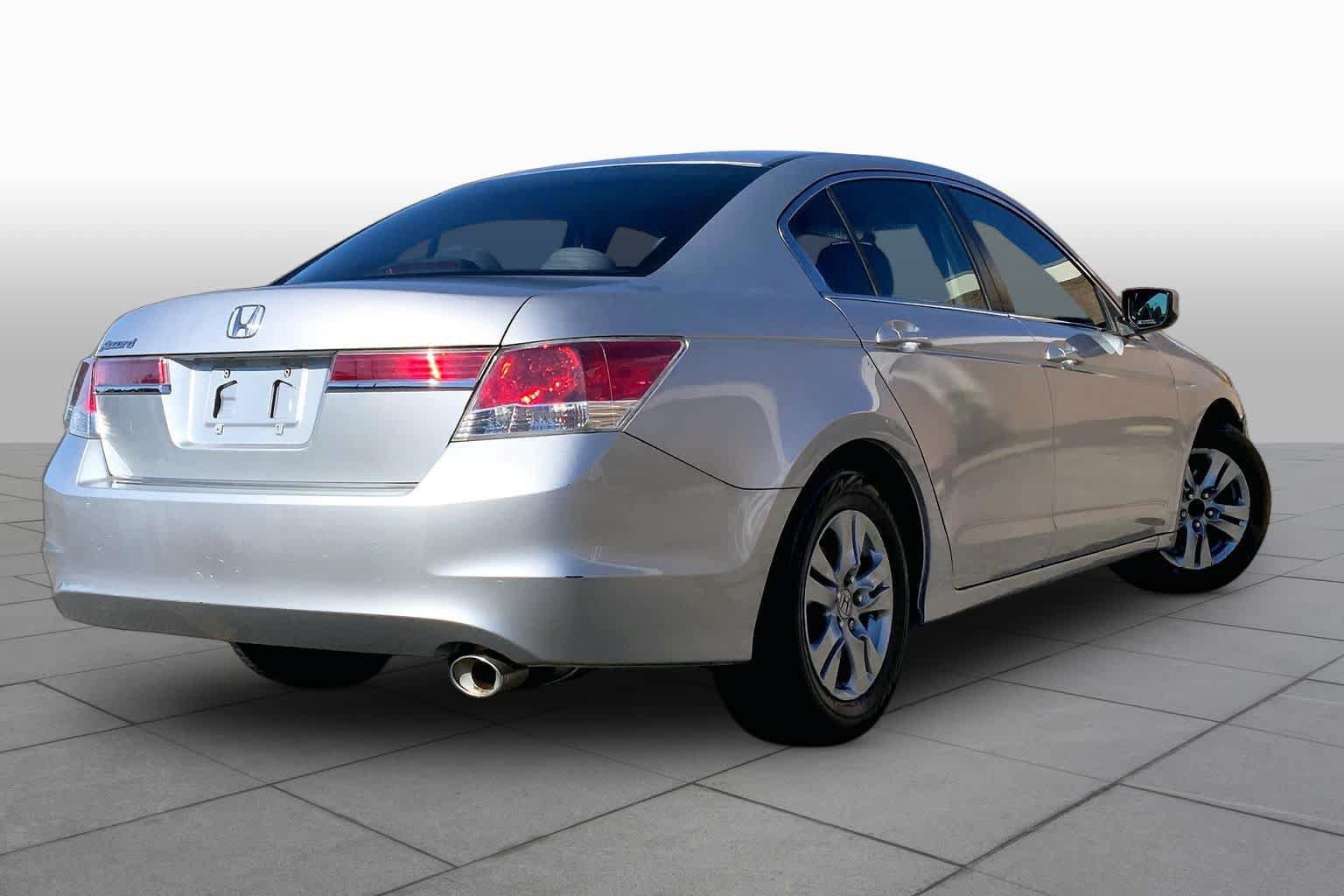 Used 2011 Honda Accord LX-P image 12