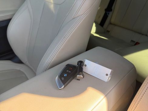 Used 2023 BMW 430i Coupe w/ M Sport Package image 26