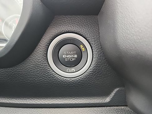 Used 2020 RAM 1500 Big Horn AWD/4WD image 16