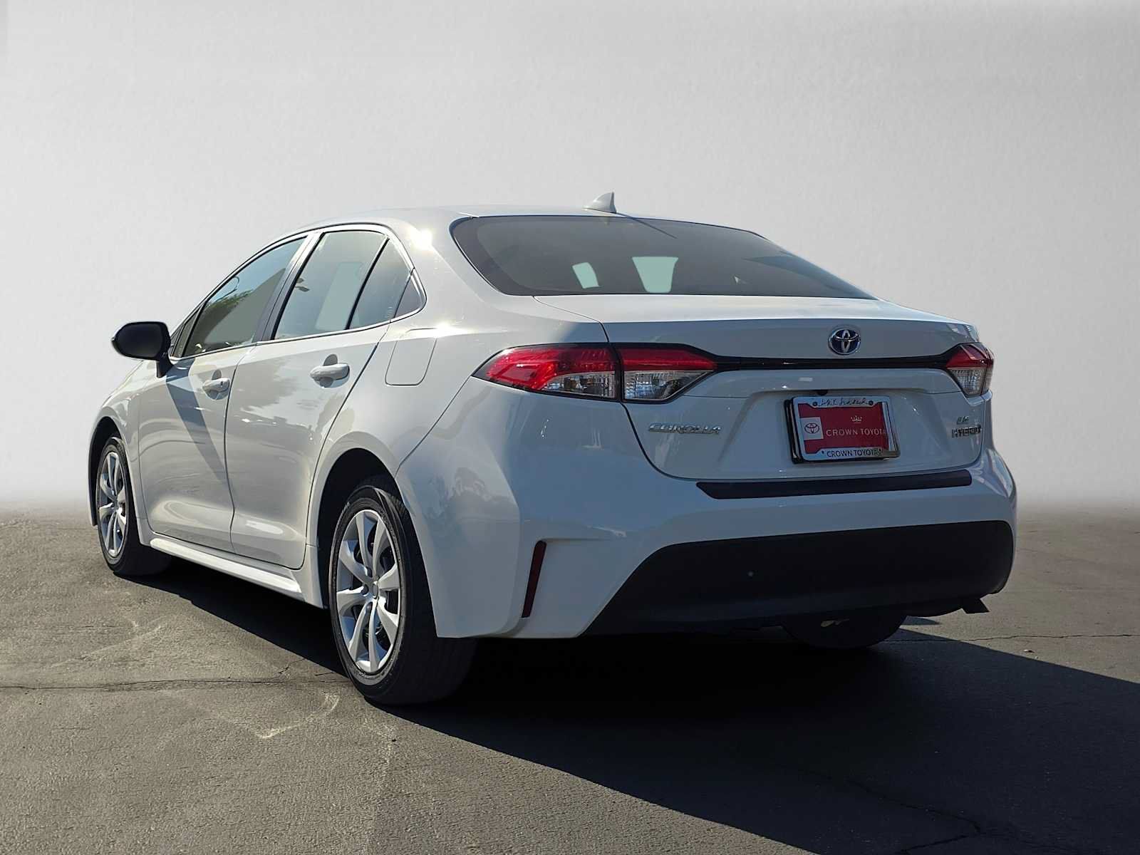 Certified 2023 Toyota Corolla LE FWD image 5