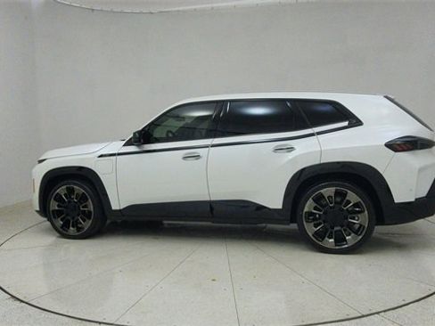 Used 2023 BMW XM Base image 67