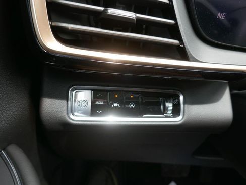 New 2026 Buick Envision Avenir AWD/4WD image 16
