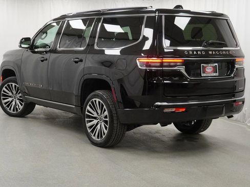 Certified 2024 Jeep Grand Wagoneer Series III w/ Rear Seat Video Group 1 image 16