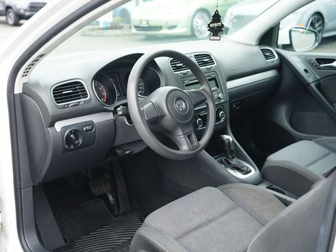 Used 2012 Volkswagen Golf 2-Door image 11