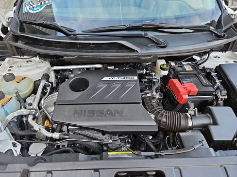 Used 2023 Nissan Rogue SL w/ SL Premium Package image 29