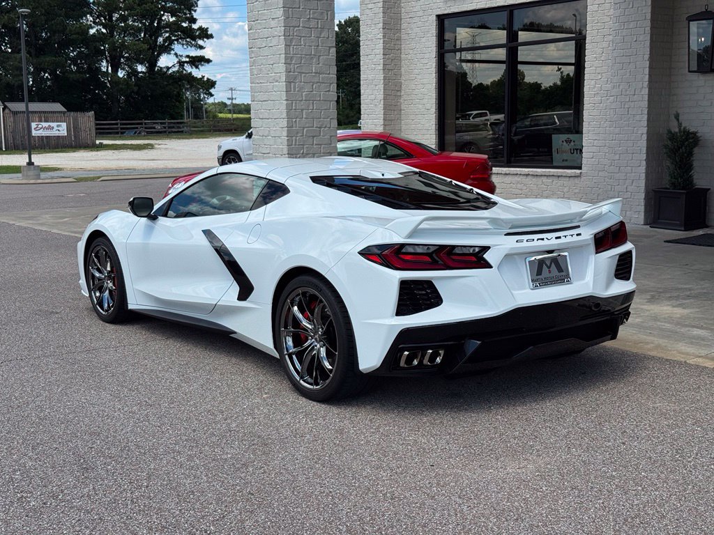 Used 2021 Chevrolet Corvette Stingray Preferred Cpe w/ Z51 Performance Package RWD image 9