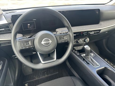 New 2026 Nissan Kicks S image 22