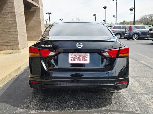 Used 2022 Nissan Altima 2.5 S image 7