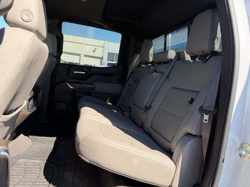 Used 2021 GMC Sierra 1500 SLT image 13