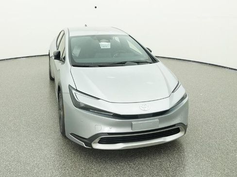 New 2026 Toyota Prius Plug-In Hybrid FWD image 95