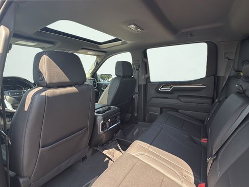 Used 2024 GMC Sierra 1500 Elevation w/ Elevation Premium Package AWD/4WD image 41