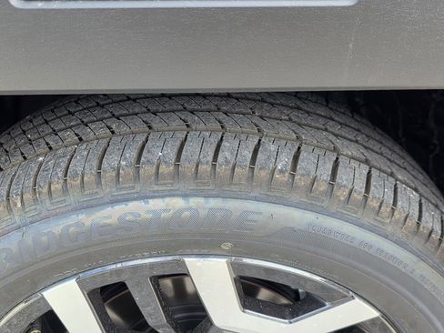 New 2026 Subaru Outback Touring XT AWD/4WD image 32