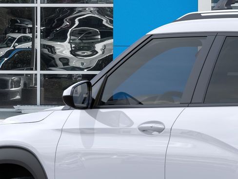 New 2026 Chevrolet TrailBlazer LT w/ Midnight Edition AWD/4WD image 14