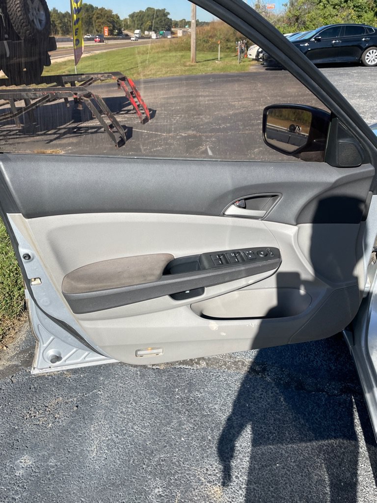 Used 2009 Honda Accord LX-P image 10