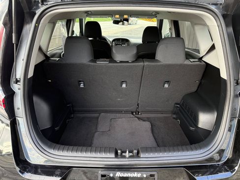 Used 2025 Kia Soul LX w/ LX Technology Package FWD image 19