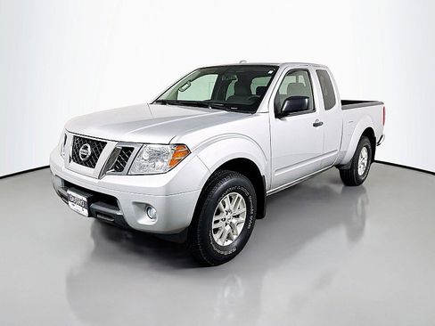 Used 2015 Nissan Frontier SV w/ SV Value Truck Package image 3