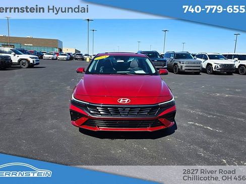 Used 2024 Hyundai Elantra Limited FWD image 2
