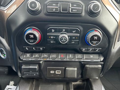 Used 2021 Chevrolet Silverado 2500 High Country w/ Technology Package image 30