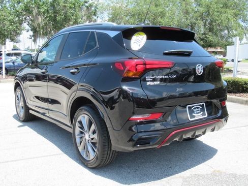 Used 2023 Buick Encore GX Select w/ Sport Touring Package AWD/4WD image 5