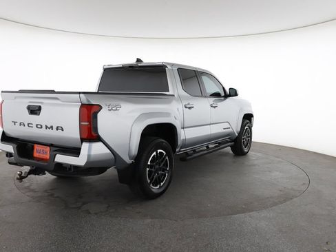 Used 2024 Toyota Tacoma TRD Sport RWD image 12