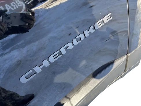 New 2026 Jeep Cherokee Limited AWD/4WD image 9