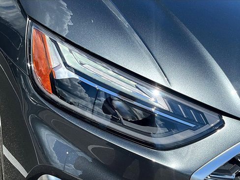 Used 2023 Audi SQ5 Premium Plus w/ Premium Plus Package image 29