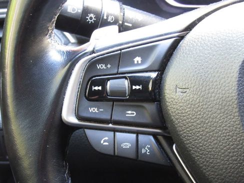 Used 2021 Honda Accord Touring image 24