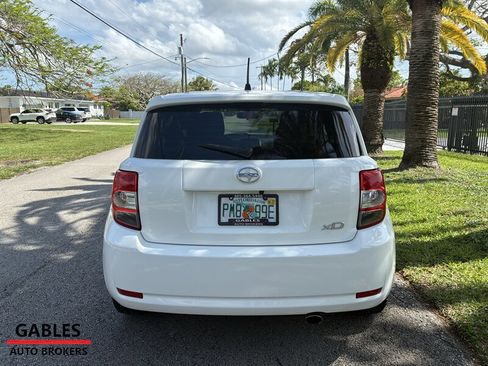 Used 2012 Scion xD FWD image 12