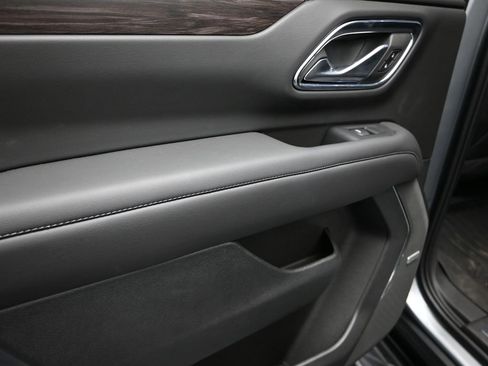 Used 2024 Chevrolet Tahoe LT image 15