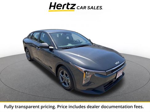 Used 2025 Kia K4 FWD image 1