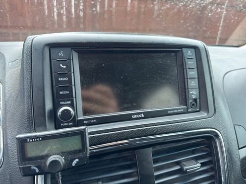 Used 2017 Dodge Grand Caravan SE w/ Power Window Group FWD image 21