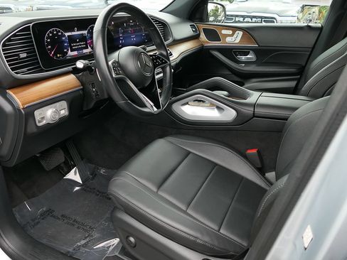 Used 2025 Mercedes-Benz GLE 350 4MATIC image 12