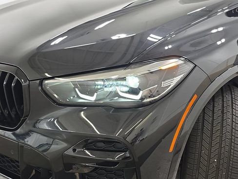 Used 2022 BMW X5 xDrive40i w/ M Sport Package AWD/4WD image 31