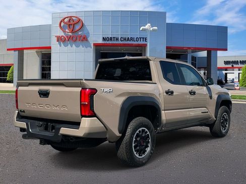 Used 2026 Toyota Tacoma TRD Off-Road AWD/4WD image 7
