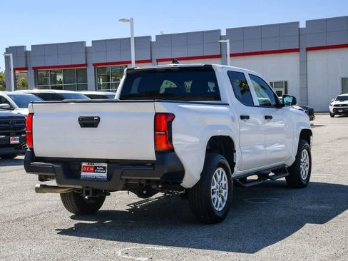 Used 2024 Toyota Tacoma SR image 7