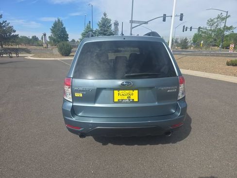 Used 2011 Subaru Forester 2.5X Limited AWD/4WD image 4