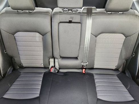 Certified 2023 Ford Edge SE w/ Black Appearance Package image 17